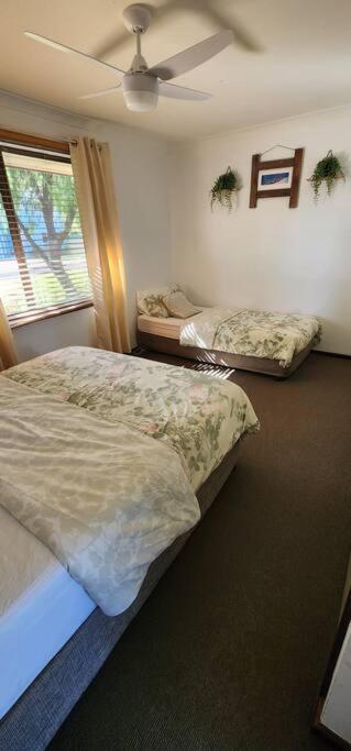 Abbey Beach Cottage バッセルトン エクステリア 写真